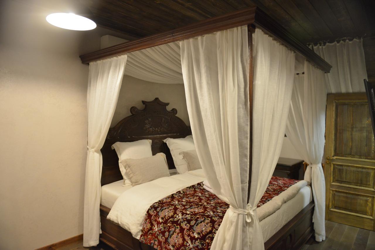 Folvark Gvozd Hotel Kamenyuky Bagian luar foto
