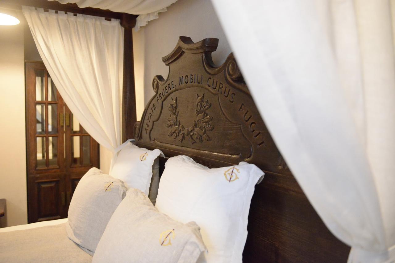 Folvark Gvozd Hotel Kamenyuky Bagian luar foto