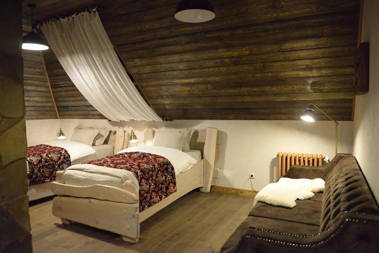 Folvark Gvozd Hotel Kamenyuky Bagian luar foto