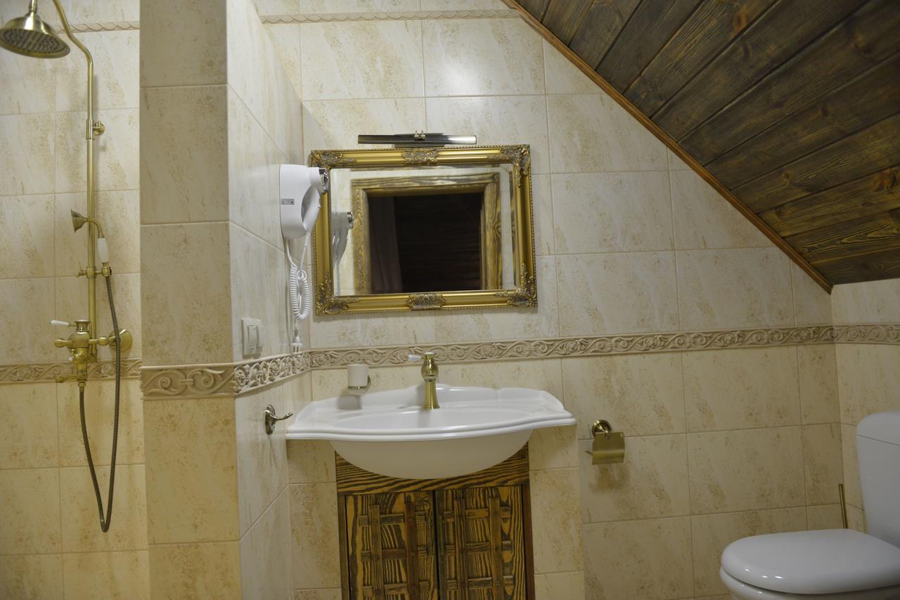 Folvark Gvozd Hotel Kamenyuky Bagian luar foto