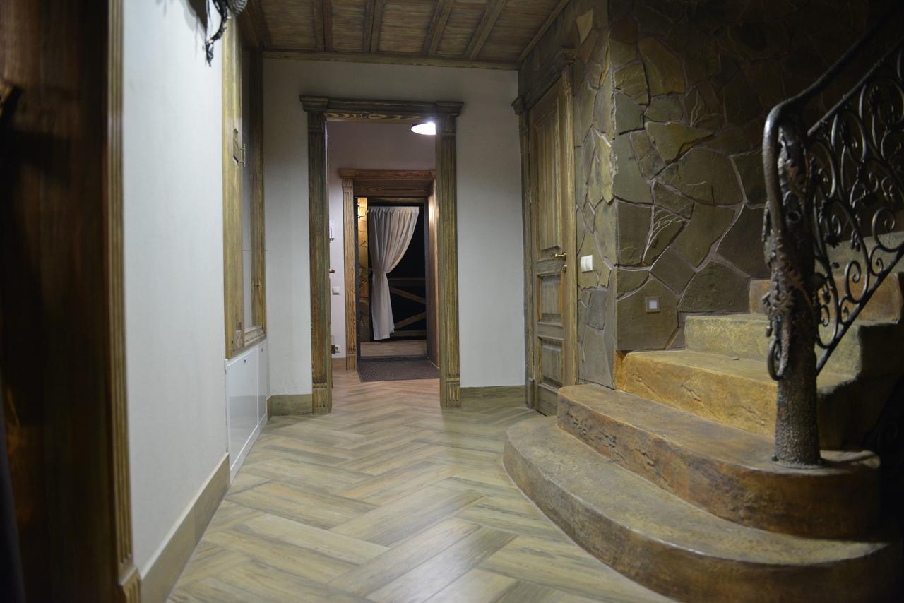 Folvark Gvozd Hotel Kamenyuky Bagian luar foto