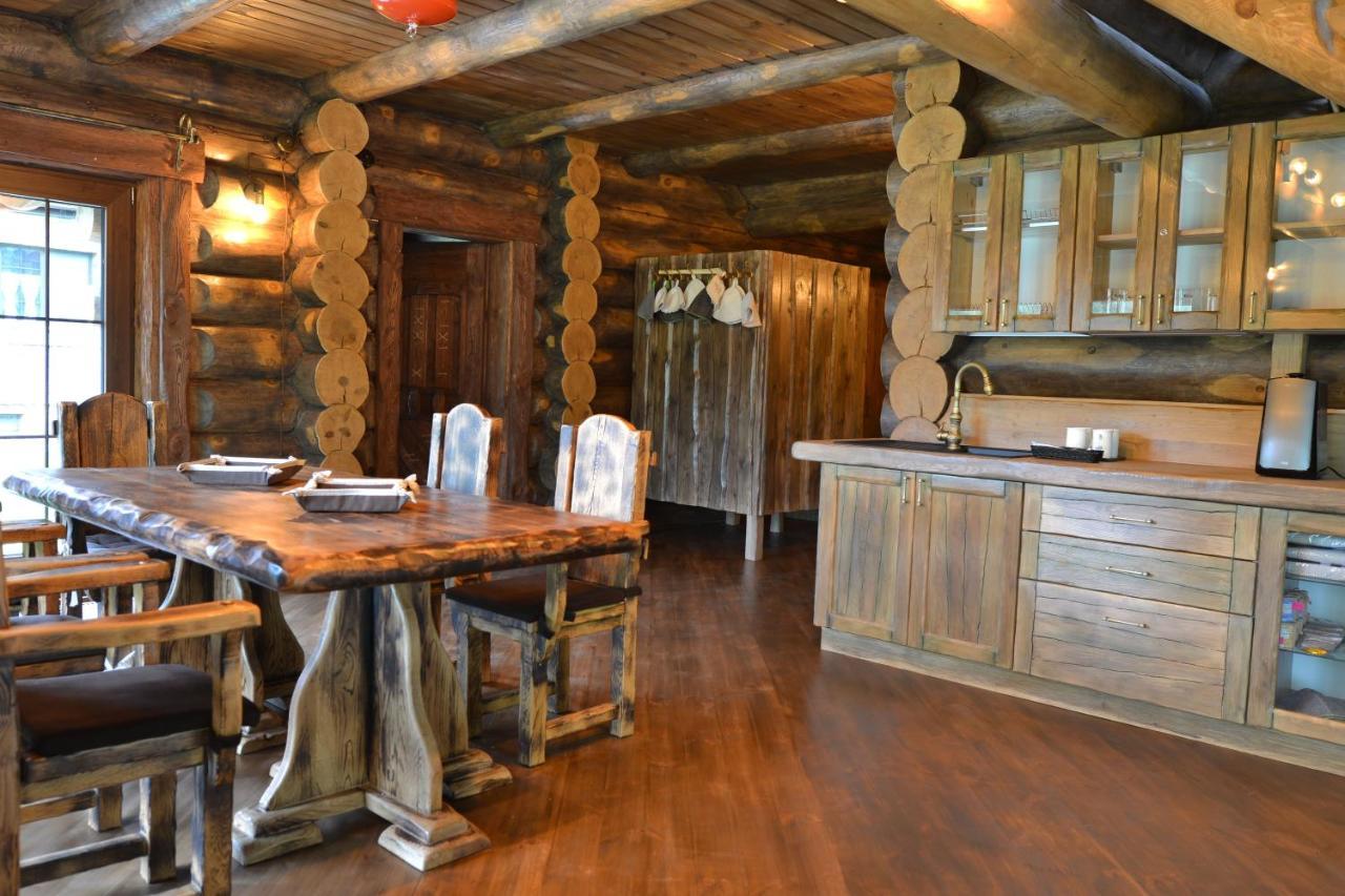 Folvark Gvozd Hotel Kamenyuky Bagian luar foto